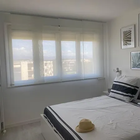 Superbe 2 Pieces Avec Piscine Apartmán Antibes